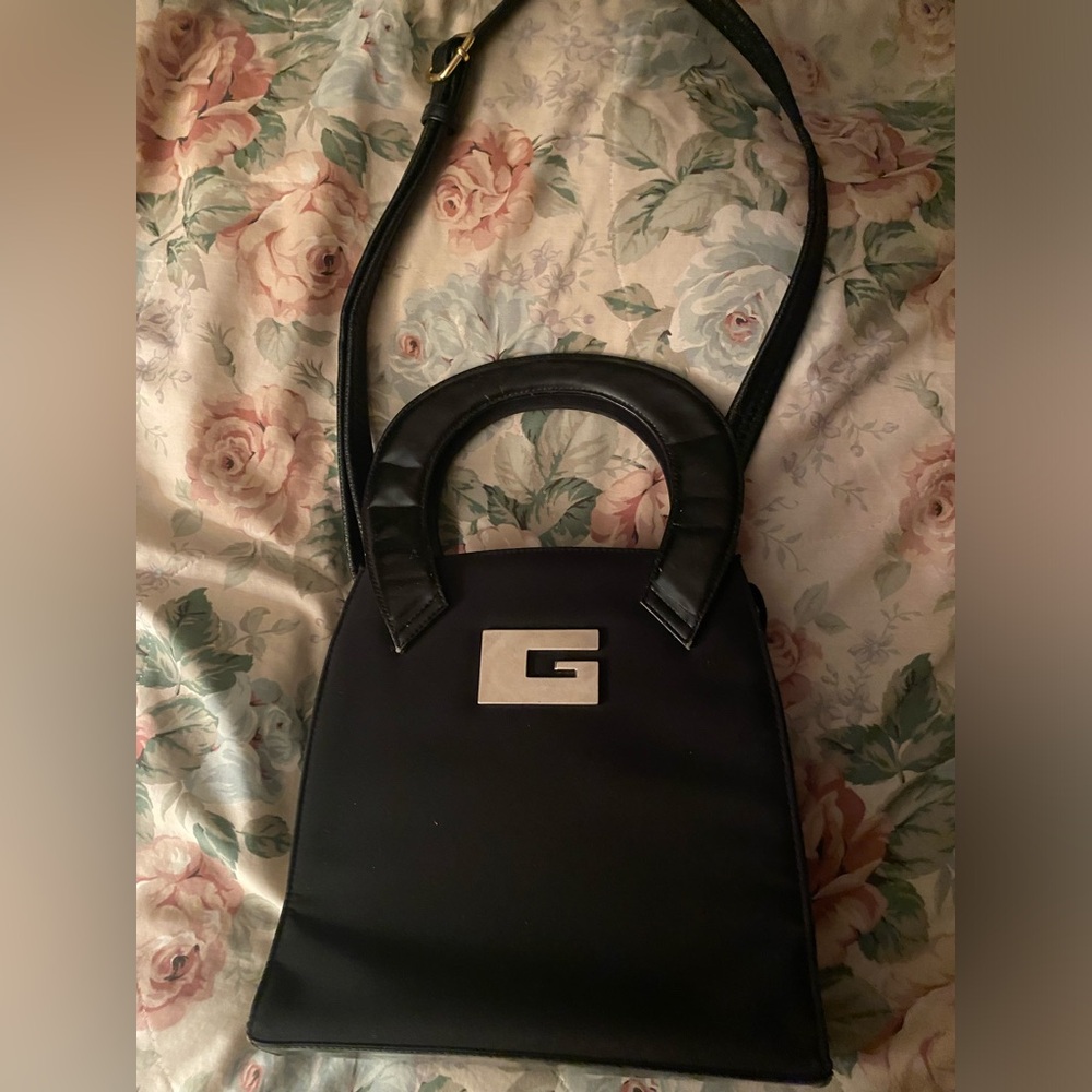 Elegant Black Handbag with Square G Silver Accent